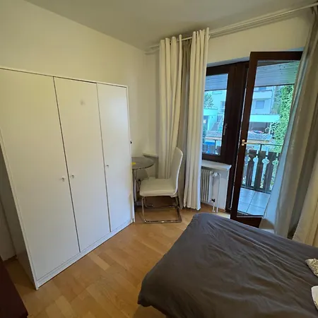 Ankunft * Stuttgart